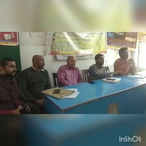 बिदुपुर: बिदूपुर प्राथमिक स्वास्थ्य केंद्र में कॉमन सर्विस सेंटर और आशा कार्यकर्ताओं की बैठक हुई आयोजित