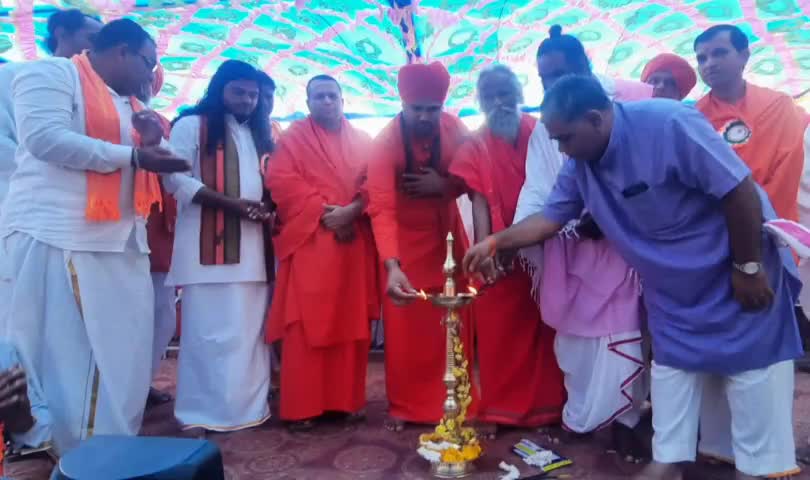 ಗುರುಮಿಟ್ಕಲ್: ಬೋರಬಂಡಾ ಗ್ರಾಮದ ಲಕ್ಷ್ಮೀ ತಿಮ್ಮಪ್ಪ ದೇವಸ್ಥಾನದಲ್ಲಿ 12ನೇ ಜಾತ್ರೆ ಮಹೋತ್ಸವ ಅಂಗವಾಗಿ ಧಾರ್ಮಿಕ ಸಭೆ