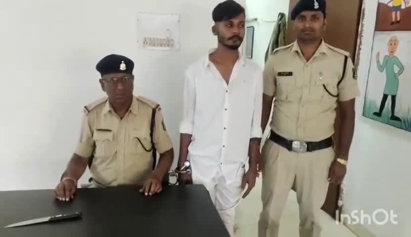 भाटापारा: भाटापारा शहर पुलिस ने राहगीरों को चाकू दिखाकर धमकाने वाले एक आरोपी को किया गिरफ्तार