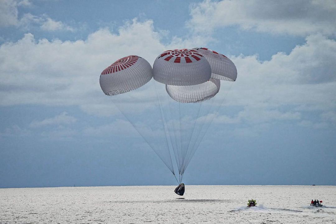 Musk buys bankrupt parachute company for $2.2 million