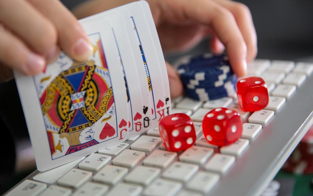 Google may levy service fee on real-money gaming apps