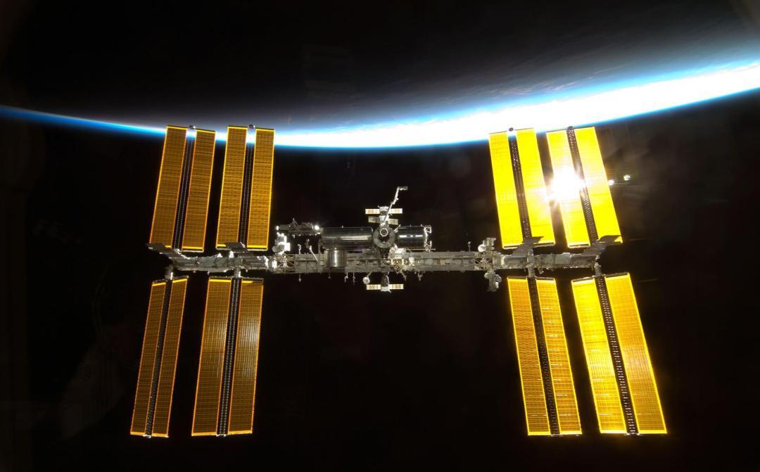SpaceX wins ₹7,033 cr deal to deorbit International Space Station