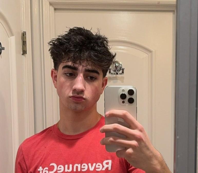 Who is Zach Yadegari, 18-year-old millionaire turned down by Harvard, MIT, Stanford?