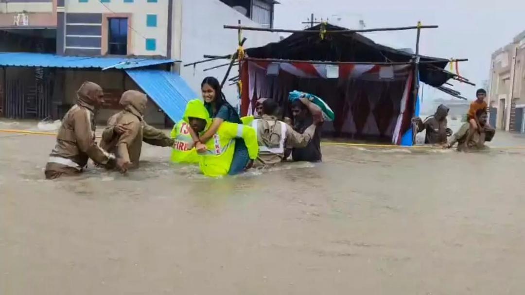 Floods trap 260 in Telangana college; snake sightings cause panic