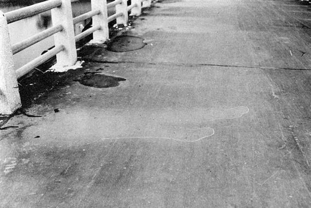 Why atomic bomb left people's shadows on sidewalks in Hiroshima?
