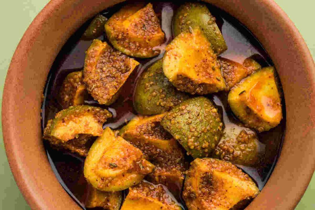 Do pickles and salty foods raise your oral cancer risk?