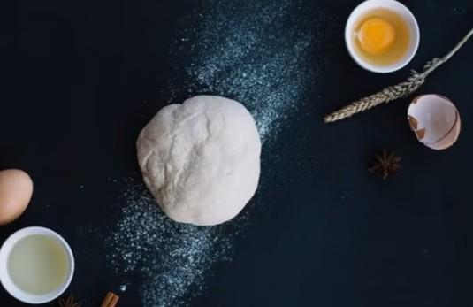 Nutritionist shares if people should use leftover atta dough kept in fridge