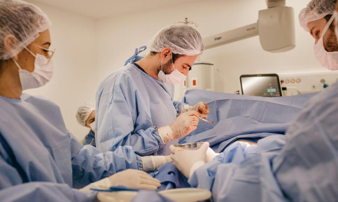 Bilateral hip surgery restores mobility at Thane hospital