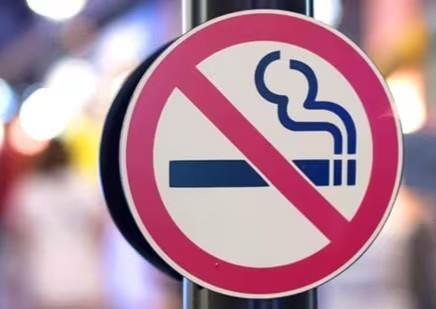 Smoking 2-5 cigarettes per day doubles heart disease risk: Study