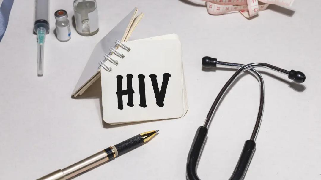 New study reveals early signs of a possible functional HIV cure 