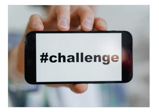 What are the risks and challenges of implementing IA?