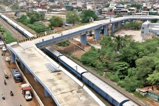 Overbridge with 90-degree turn baffles everyone; Govt responds