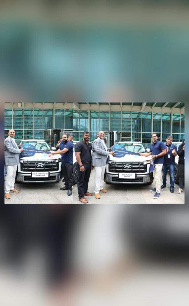 Indian startup gifts 25 of its longest-serving employees SUVs on its 10th anniversary