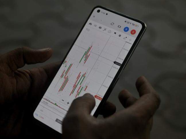 HUDCO shares: Analyst sees rebound to ₹240