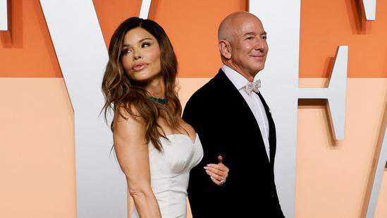 Billionaire Jeff Bezos' wedding in Venice sparks protests