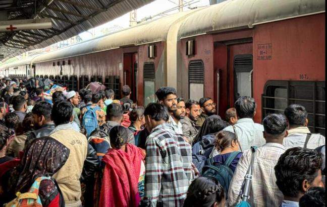 Indian Railways to hike fares: Reports