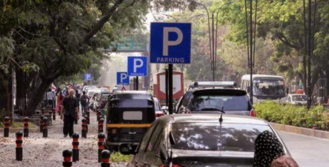 PCMC residents can now book parking slots via WhatsApp
