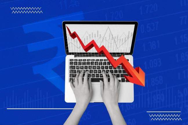Sensex, Nifty fall; Kotak Mahindra, IT stocks decline
