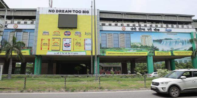 Noida metro offers 50% off on kiosk rent for small entrepreneurs