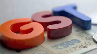 Govt proposes 5% and 18% GST slabs, tobacco & pan masala at 40%: Reports