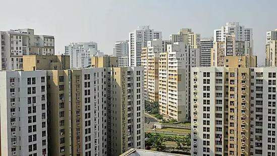 Flat registry stalled in Noida over disputes between builders, authority: UP minister