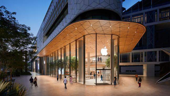 India's iPhone exports hit record $6 bn in Q1 amid tariff threats