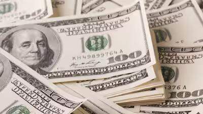 India's forex reserves reach $698.27 billion, sees $4 billion jump
