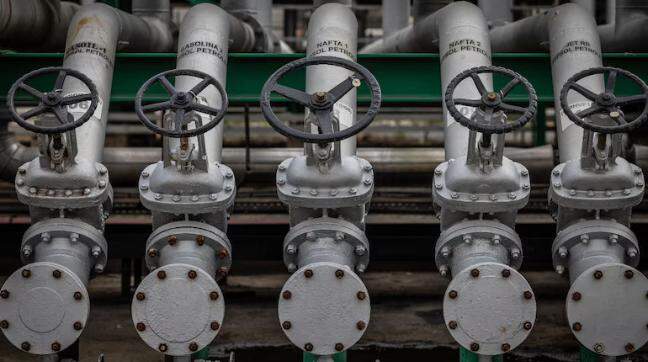 World must spend $540 billion/year looking for oil and gas: IEA