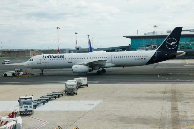 Lufthansa to cut thousands of jobs for efficiency: Report