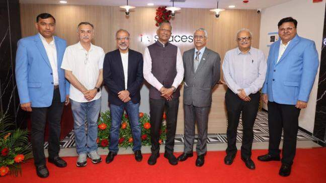 India Accelerator launches Surat Startup Centre