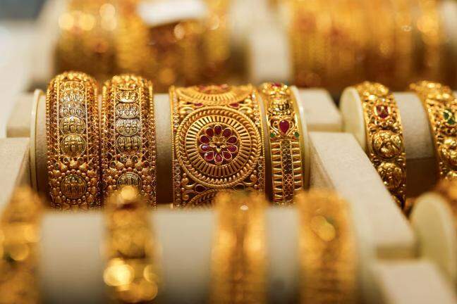 How much tax does a person have to pay on gold gifts?