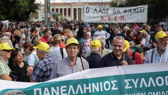Thousands of workers protest in Greece over 13-hr workday proposal