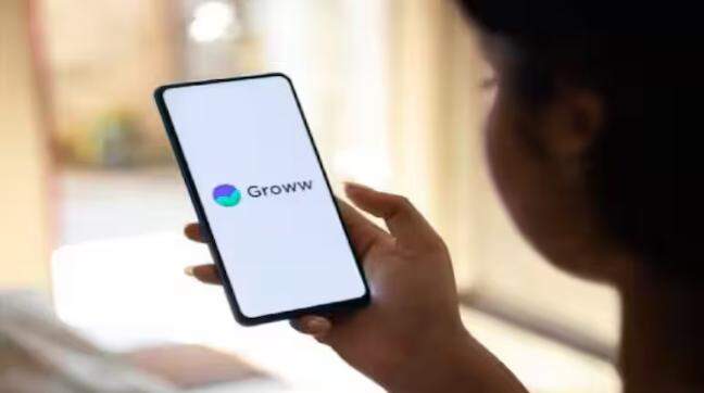 How much will founders earn from Groww's upcoming IPO?