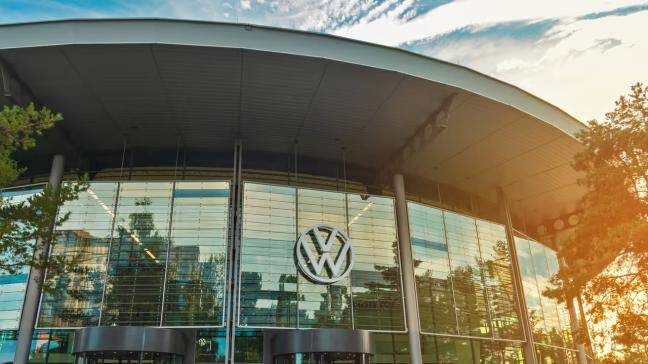 Volkswagen faces €1 billion loss as tariffs, Porsche hit earnings