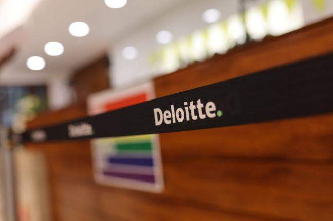 Deloitte to refund money to Aus for secretly using AI in $440,000 report & still making errors