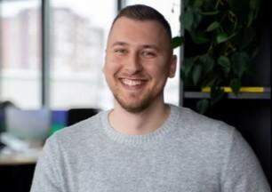 Tech CEO hires college student after 5-minute chat, lists reasons 