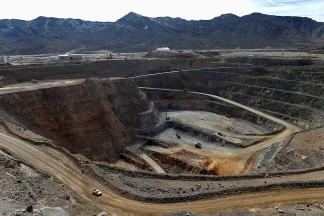 Rare earths miners' shares rise amid China's strict export control