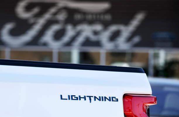 Ford drops to 1-month low after another fire hits Novelis plant