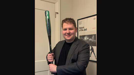 22-yr-old US entrepreneur, worth ₹224.7 crore, says 'I typically work 100-hour weeks'