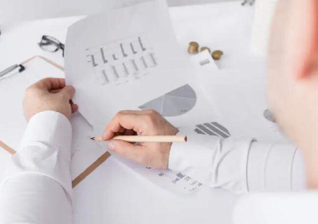 How does whitespace analysis reveal overlooked D2C demand?