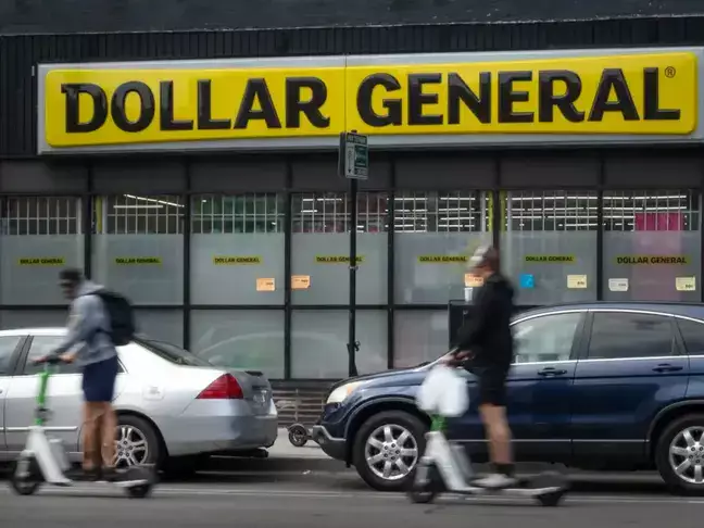Dollar General tops consumer stocks in 2025 despite tariffs